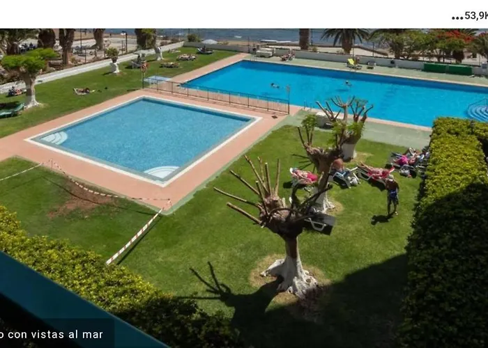 Comodoro Magnifico En La Playa