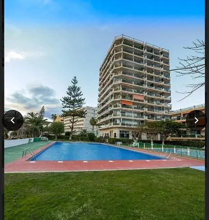 Comodoro Magnífico En La Playa Apartamento *