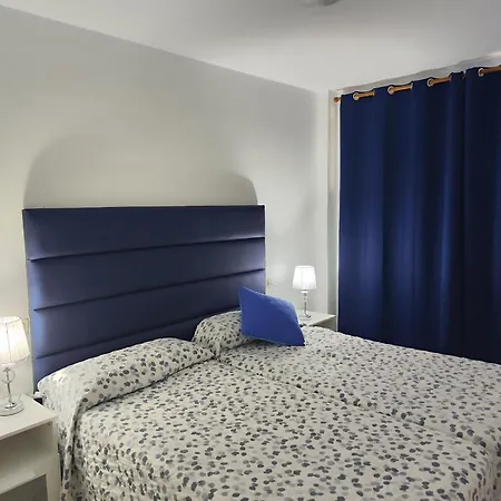 Comodoro Magnífico En La Playa Apartamento